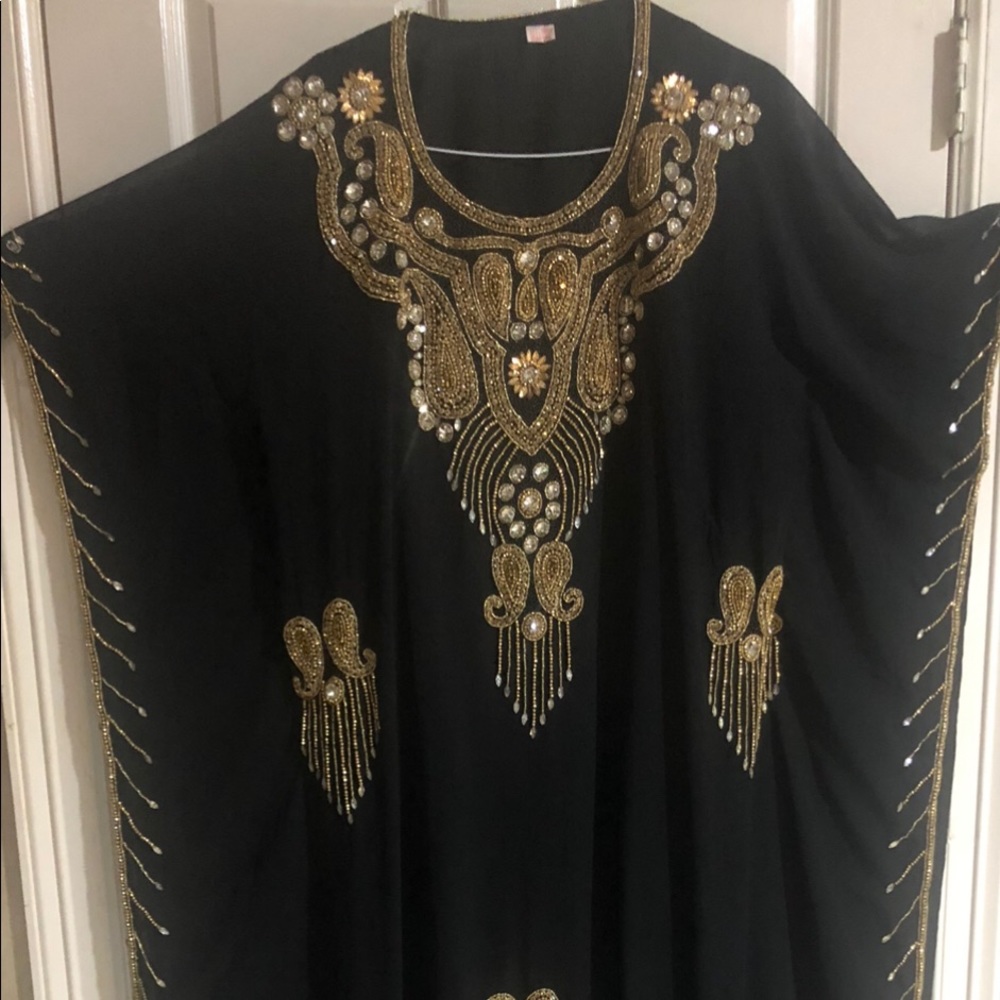 Maxi beaded gown. Sari Material